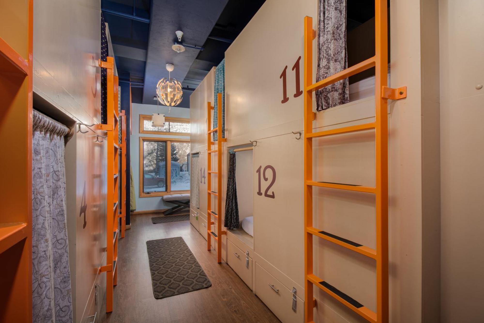 The Bunkhouse Pansiyon Minturn Dış mekan fotoğraf