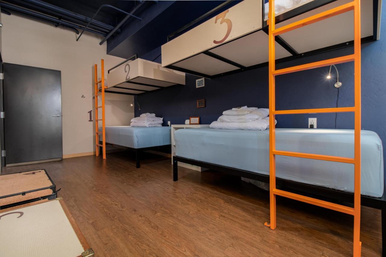 The Bunkhouse Pansiyon Minturn Dış mekan fotoğraf
